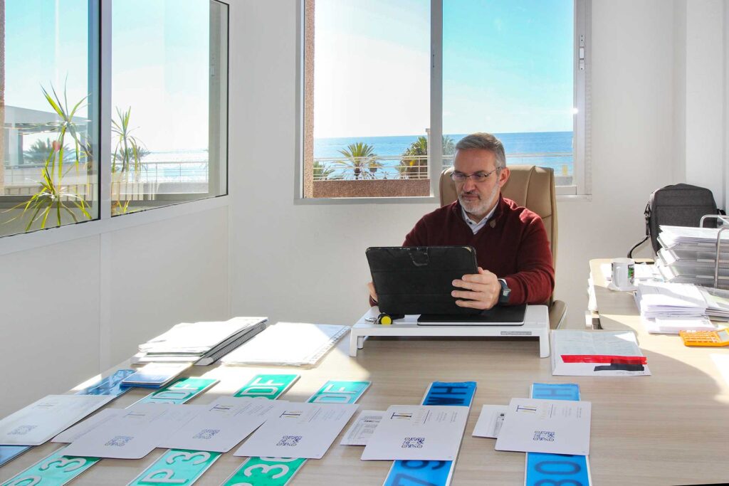 Photos of Tramisur management