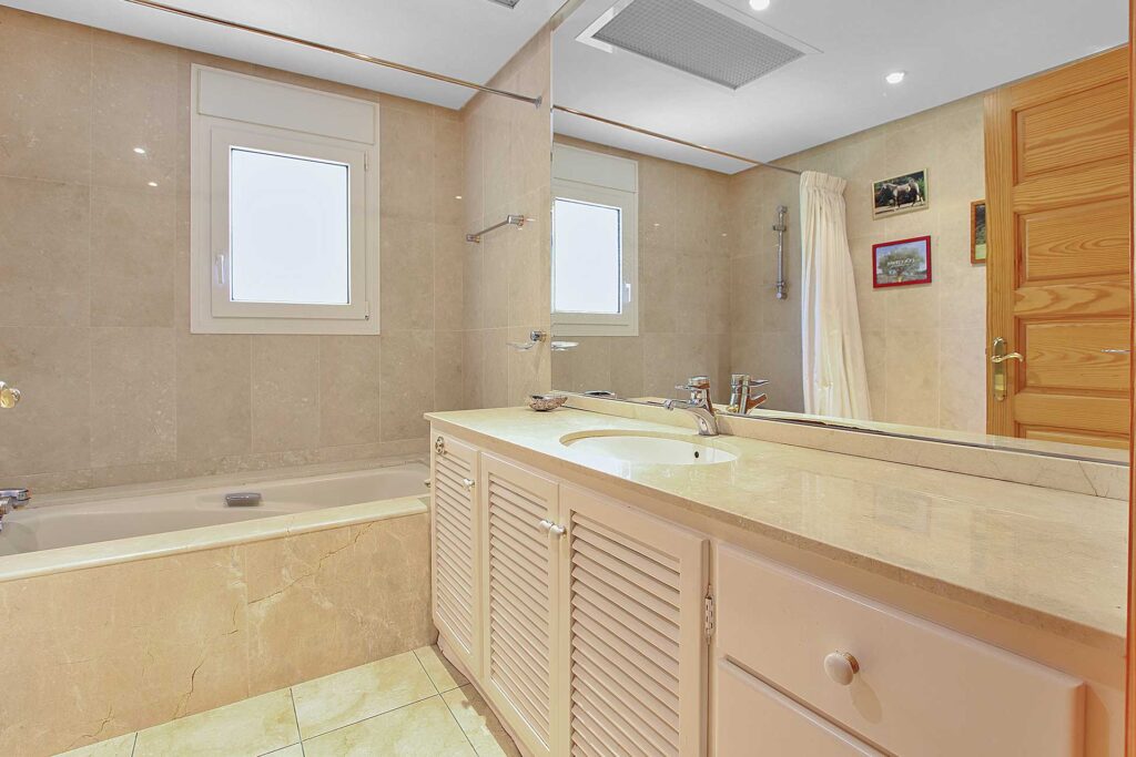Fotografia inmobiliaria, villa en Altos de Marbella