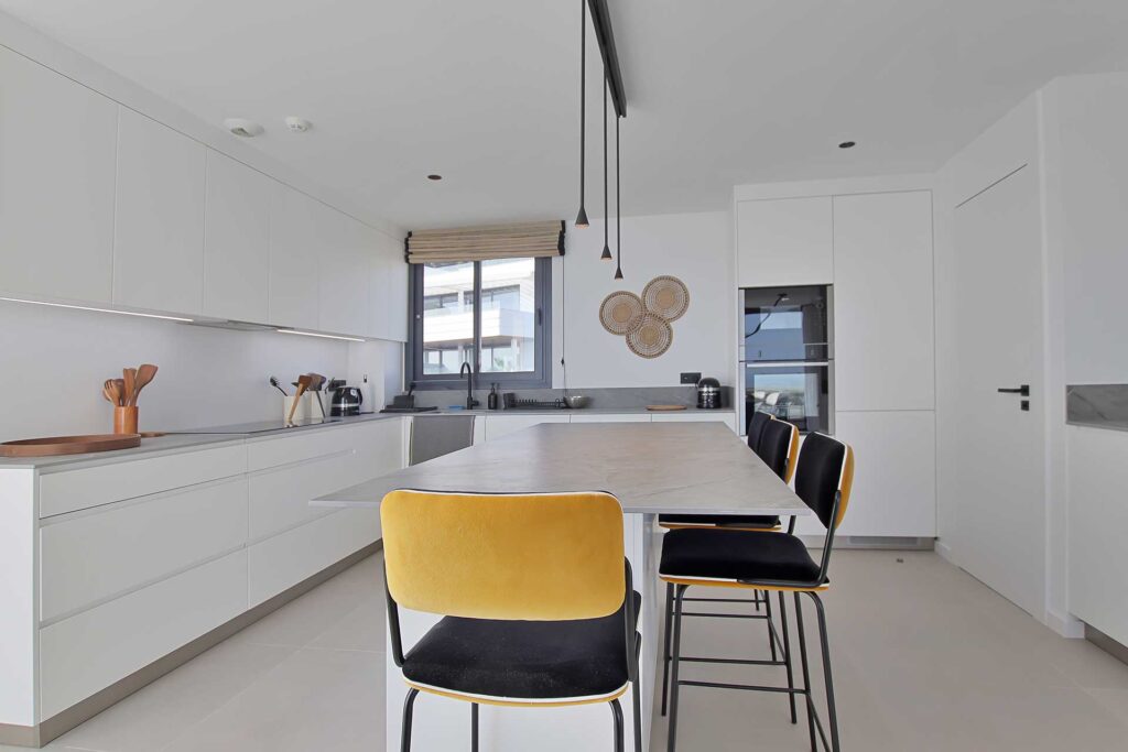 Production and postproduction of photos of penthouse in Higueron West, Benalmadena