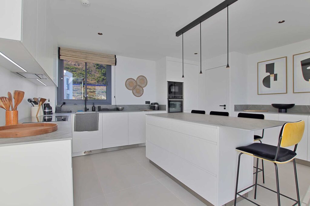 Production and postproduction of photos of penthouse in Higueron West, Benalmadena