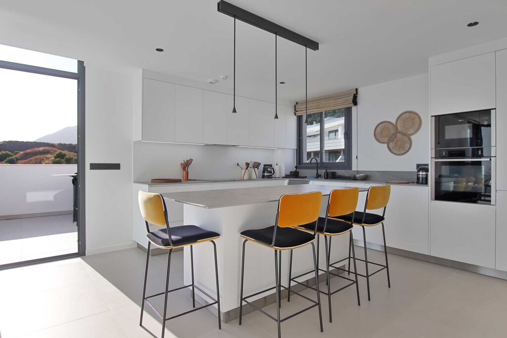 Production and postproduction of photos of penthouse in Higueron West, Benalmadena