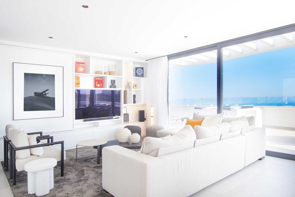 Production and postproduction of photos of penthouse in Higueron West, Benalmadena