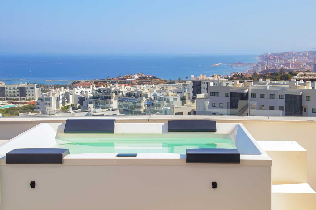Production and postproduction of photos of penthouse in Higueron West, Benalmadena