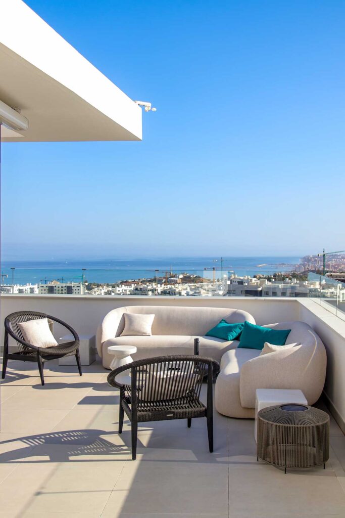 Production and postproduction of photos of penthouse in Higueron West, Benalmadena