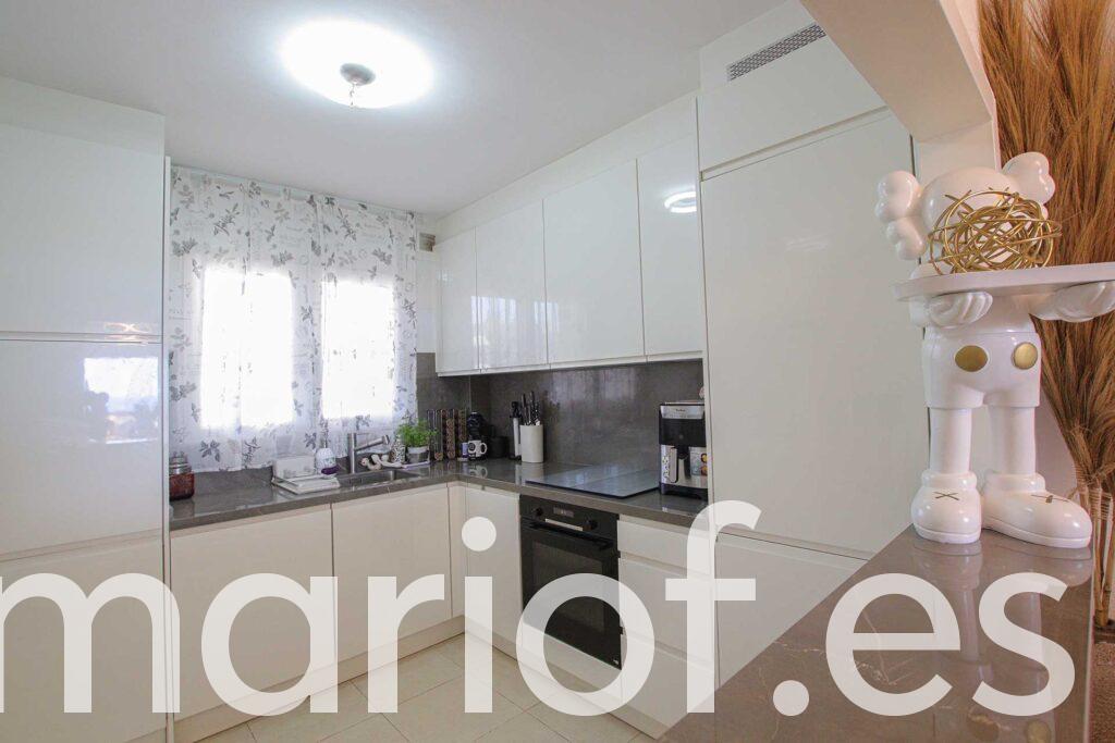 Photos of penthouse in Cabopino, Marbella