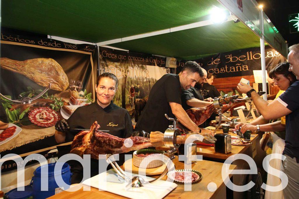 Expositores Popi Jamon 2025